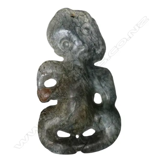 A Māori pre-European pounamu hei tiki,